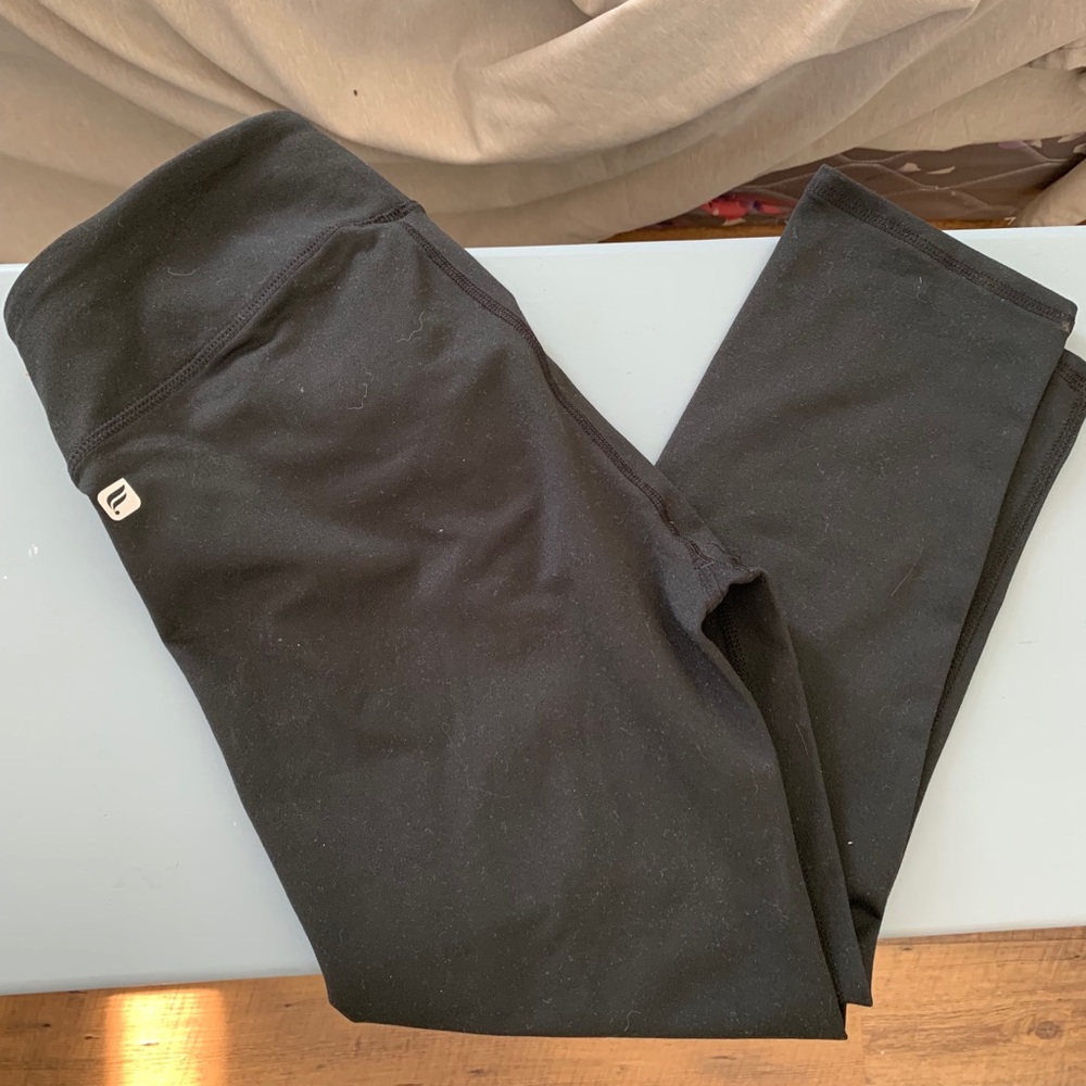 Fabletics Crop Leggings
